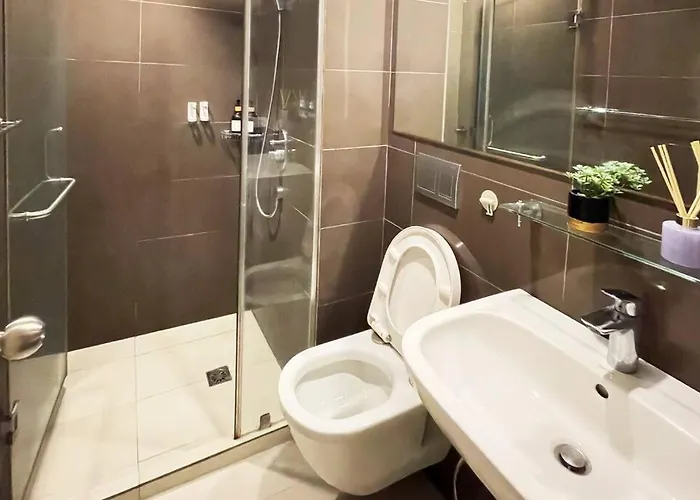 The Serene Escape Rockwell Makati View 1br