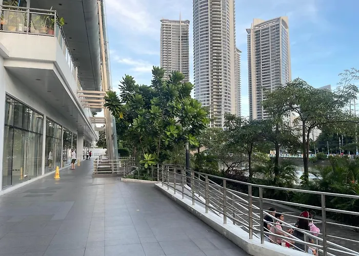 Apartment The Serene Escape Rockwell Makati View 1br